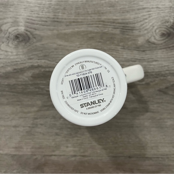 Stanley Quencher 40 OZ Tumbler (Frost Polka Dot) - Picture 8 of 9